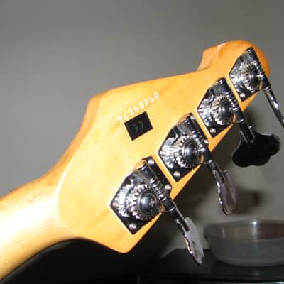 Peavey Foundation Bass Guitar 1994 Antique White image 4