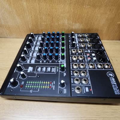 Mackie 802VLZ4 8-Channel Mic / Line Mixer 2014 - Present - Black image 6