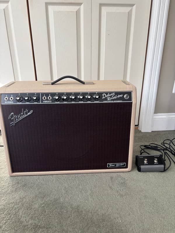 Fender Tone Master Deluxe Reverb 2-Channel 22-Watt 1x12" Digital Guitar Combo 2020 - Present - Blonde image 1
