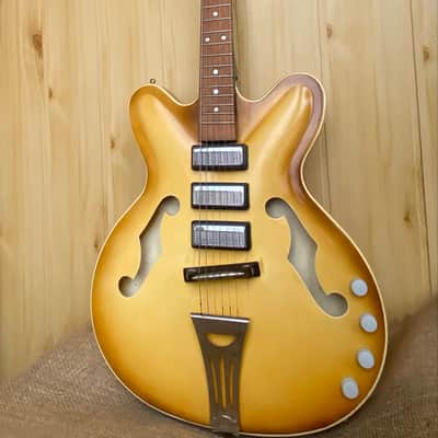 Mariya Electric Guitar 6 Strings USSR Soviet Vintage and Rare image 10