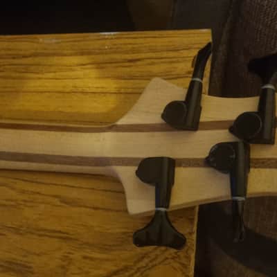 Sire Marcus Miller M5 V2 Fretless 4-String Bass – Swamp Ash Natural – Excellent Condition image 3