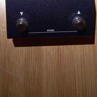 Boss IR-200 Amp and IR Cabinet 2021 - Present Silver image 2