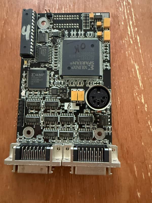 その他 apochang XTransbots MX-68J Conechrome Slugslinger & Firehole Caliburst