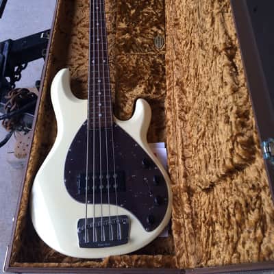 Ernie Ball Music Man 2005 Limited Edition 5 2005 White image 6