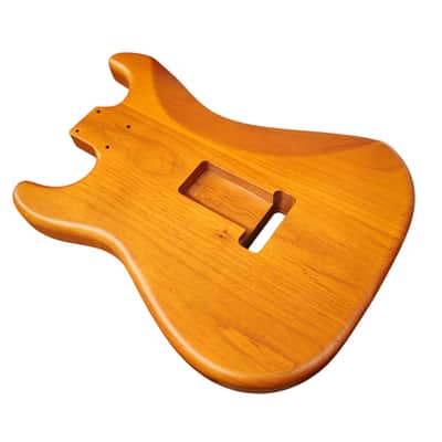 Natural Satin Nitro Strat Style body image 4