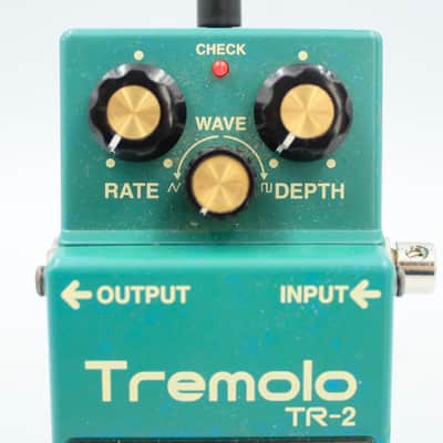 Boss TR-2 Tremolo Guitar Effect Pedal image 3