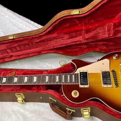 NEW! Gibson Les Paul 60's Standard Iced Tea - Authorized Dealer - Beautiful Curly Flame Maple Top - 9.35 lbs - G07289 image 11