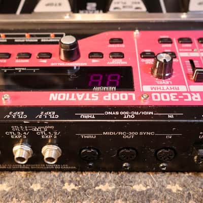 Boss RC-300 Loop Station 2011 - 2021 - Black / Red image 12