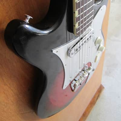 Teisco Del Rey E-120 1965 Sunburst image 13