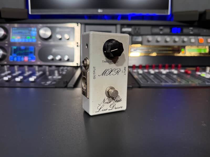 MXR MX-106 Script Noise Gate Line Driver White 1974 - 1975 | Reverb