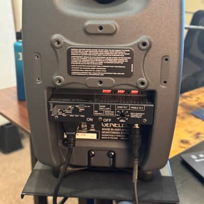 Genelec 8040B 6.5" Powered Nearfield Studio Monitor (Pair) 2013 - 2021 - Gray image 3