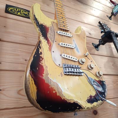 Buttarini Guitars S-50s Heavy Relic - Vintage White over 3T Sunburst image 5