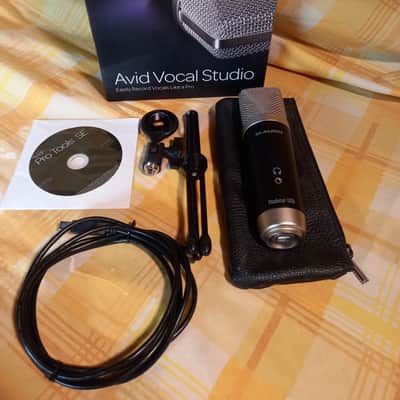 Avid Complete Vocal Studio with M-Audio USB Microphone and Pro Tools SE Recording Software image 2