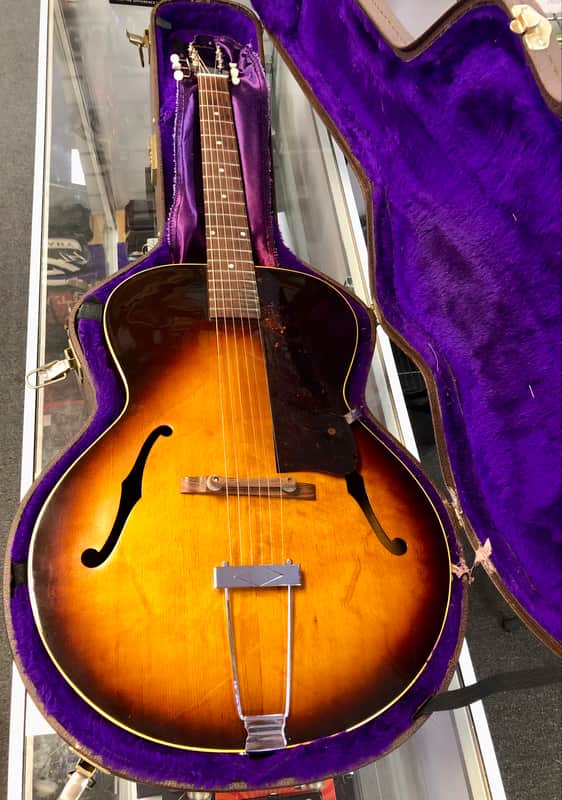 Gibson L50 1942 Acoustic Guitar with Case - Pre Owned image 1