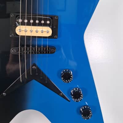 Dean ML 79 Classic Electric Guitar, Rosewood Fingerboard, Black to Blue Fade image 3