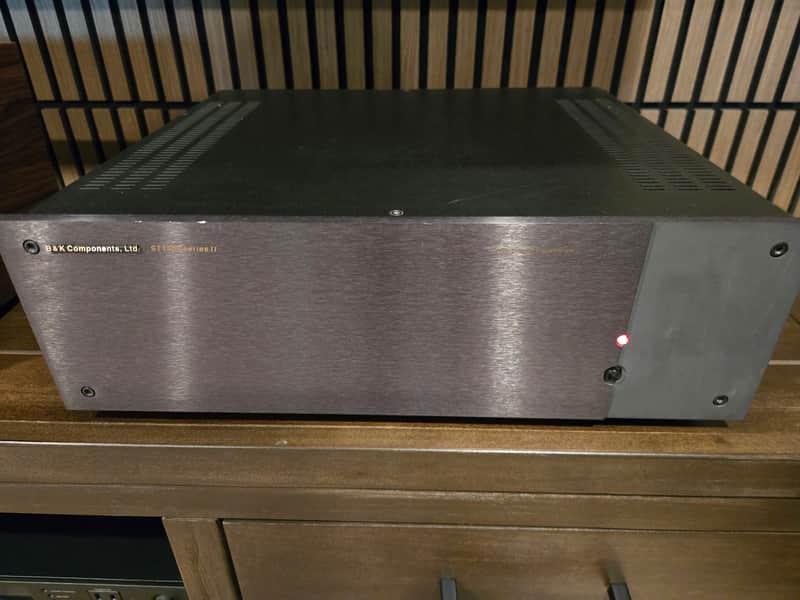B&K ST1400 Series 2 Solid State Power Amplifier image 1