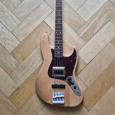 Fender Flea jazz bass image 2