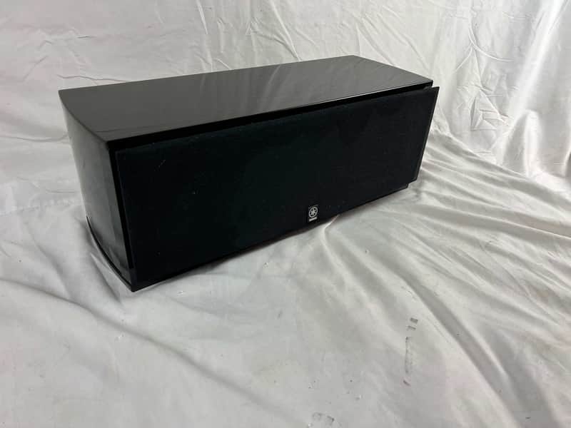 Yamaha NS-C444 Center Channel Speaker image 1