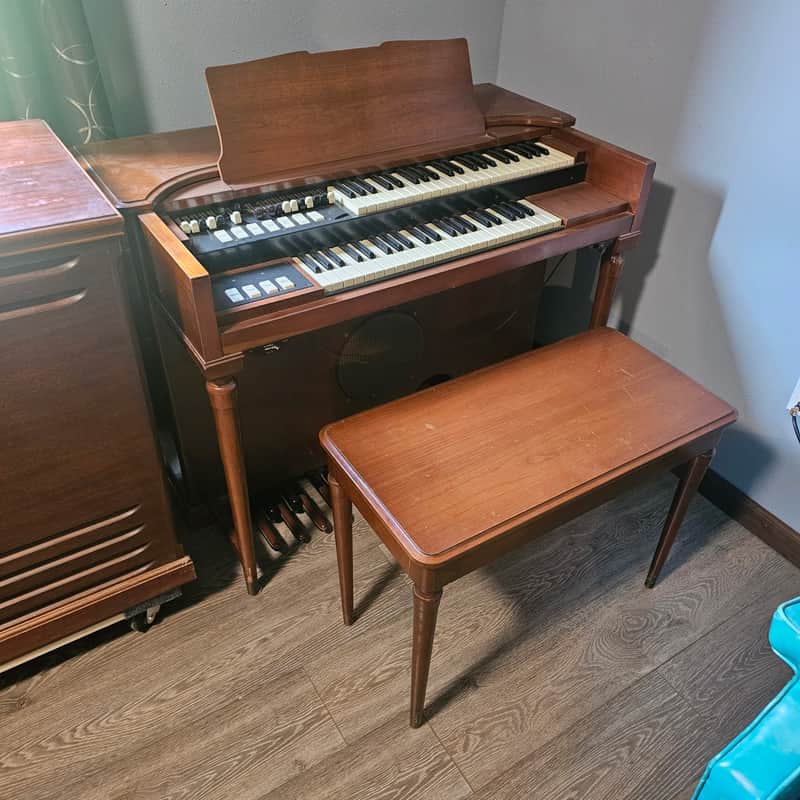 Hammond M3 W/Leslie speaker image 1
