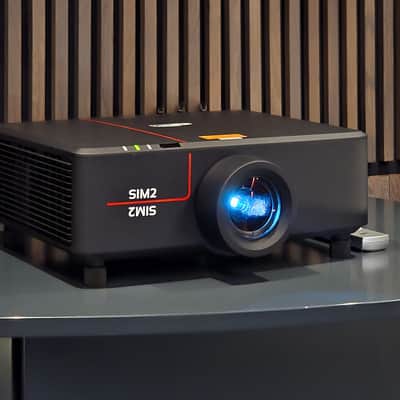 SIM2 Ultranero 4 - 4K HDR Laser-Hybrid Home Cinema Projector - NEW! image 7