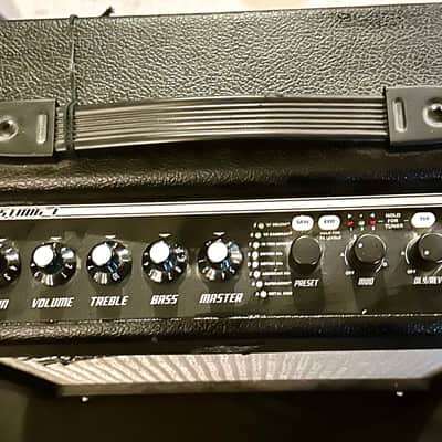 Mustang 7 70 Watt Amp image 2