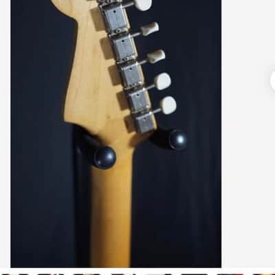 Fender Duo-Sonic with Rosewood Fretboard 1961 - 1964 - Sunburst image 7