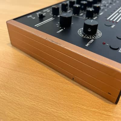 Acidlab Miami Analog Drum Machine | TR-808 Style | Very Good Condition | Boxed image 4