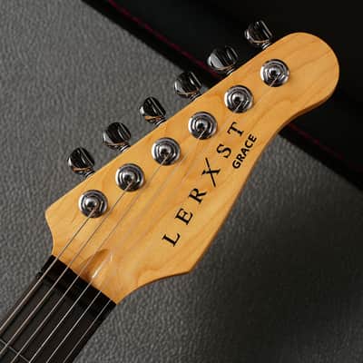 Godin Alex Lifeson Signature Lerxst Grace 2024 - Present - Grace Red image 6