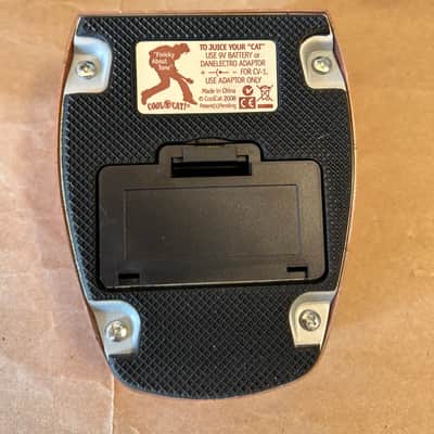 Danelectro Cool Cat Fuzz 2010s - Orange Very Good Condition 1st Version 1V True Bypass NOS Mint in box with all papers image 9