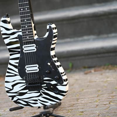 Charvel Custom Shop USA Special Edition SO Cal - Zebra image 3