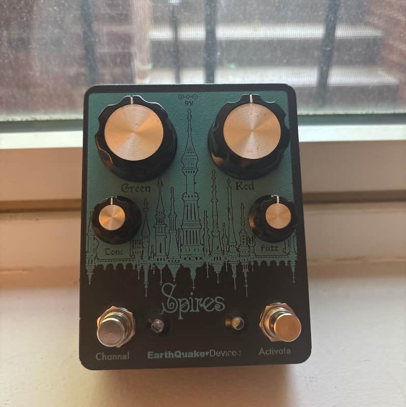 アースクエイカーデバイセス Spires Nu Face Double Fuzz EarthQuaker Devices Spires Nu Face Double Fuzz | Reverb