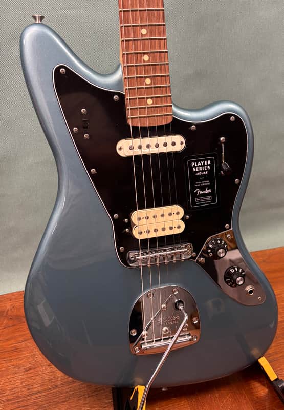 Fender Player Jaguar HS with Pau Ferro Fretboard 2018 - 2021 - Tidepool