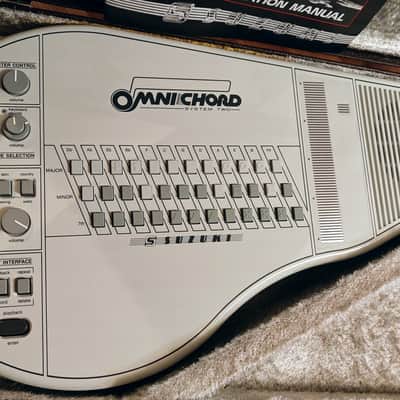 Suzuki OM-84 Omnichord 1984 - Gray image 4