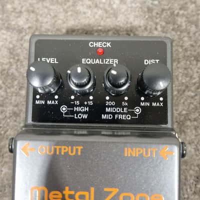 Boss MT-2 - Metal Zone Distorion Effects Pedal - Excellent w/ Original Box image 9