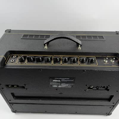 Vox AC15C1 Custom 2-Channel 15-Watt 1x12" Guitar Combo 2010 - Present - Black image 17