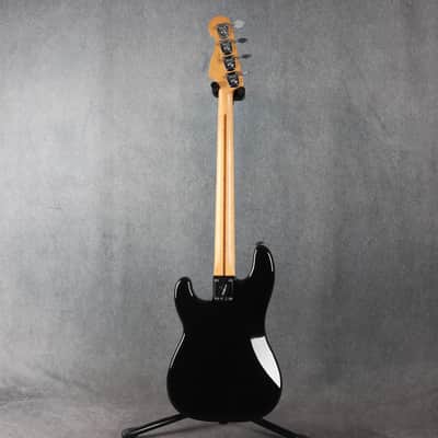 Fender Player P Bass - Black - 2nd Hand image 6