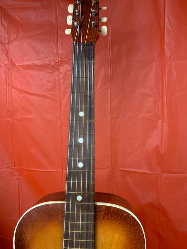 Vintage Silvertone Parlor image 1