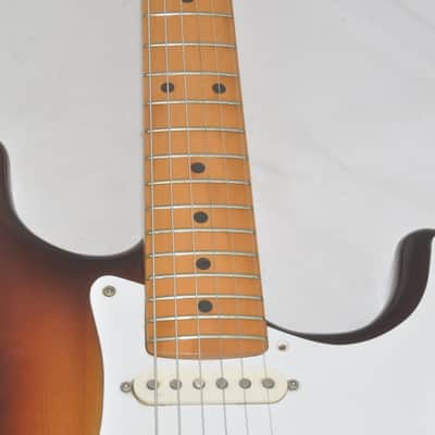 Fernandes FST-70 Stratocaster Electric Guitar Ref No 7036 image 6
