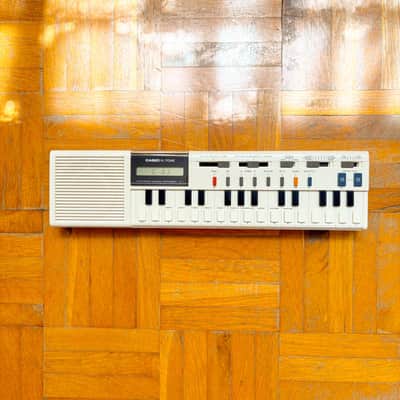 Vintage CASIO VL-1 VL Tone keyboard Classic RETRO synth made in Japan in 1984! With original leather case! Batteries included! image 20