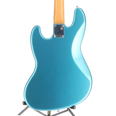 Fender Certified Pre-Owned Vintera II '60s Jazz Bass, Rosewood Fingerboard, Lake Placid Blue (I6) (45154) image 2
