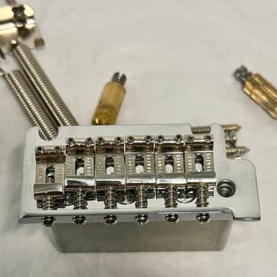 Fender Player II 2 Point Tremolo System 2020 - Chrome image 2