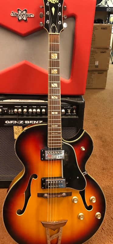 Univox Pro Hollowbody 1979 Sunburst image 1