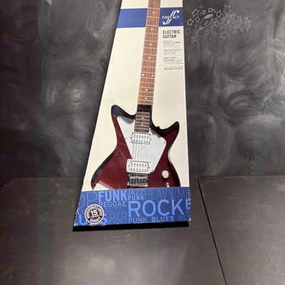First Act ME434 2007 - Glossy image 2