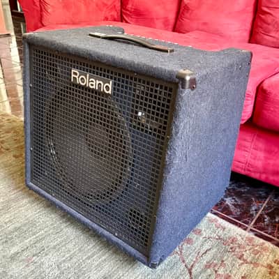 Roland KC-600 4-Channel 200-Watt 1x15" Keyboard Combo amp image 3