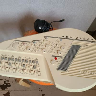 Suzuki OM-300 Omnichord 1996 - Beige image 1