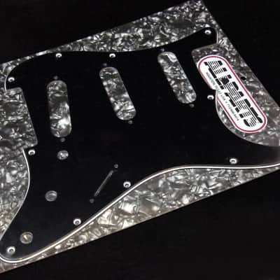 Allparts PG 0552-033 11-Hole Stratocaster Pickguard
