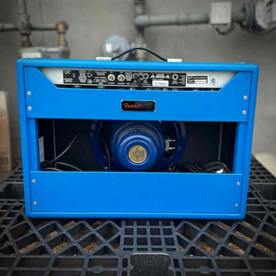 2009 Fender '65 Deluxe Reverb Reissue LTD "Electric Blue" 22-Watt 1x12" Combo image 7