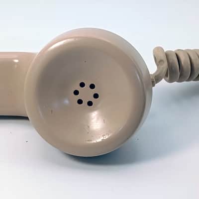 Custom Lo-Fi Telephone Microphone - Northern Telecom G1 1960's Handset - Black/Pink w/ Model 500 Tremolo Effect Base image 5