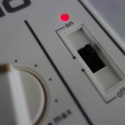 Casio MT-65 Casiotone 49-Key Synthesizer 1980s - White image 4