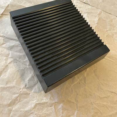 Yamaha PSR-16 keyboard Speaker 4ohm 3W with enclosure 1980s - Black VGC image 3